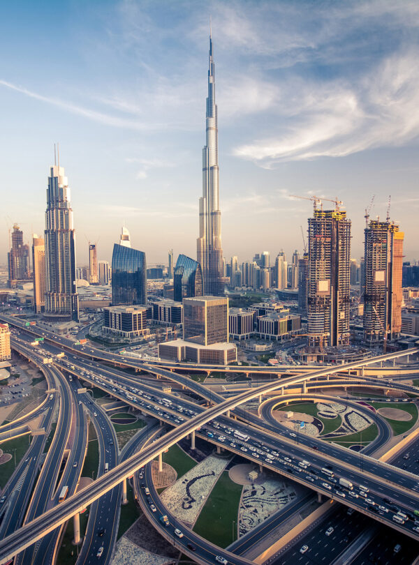 Dubai,Skyline,With,Beautiful,City,Close,To,It’s,Busiest,Highway